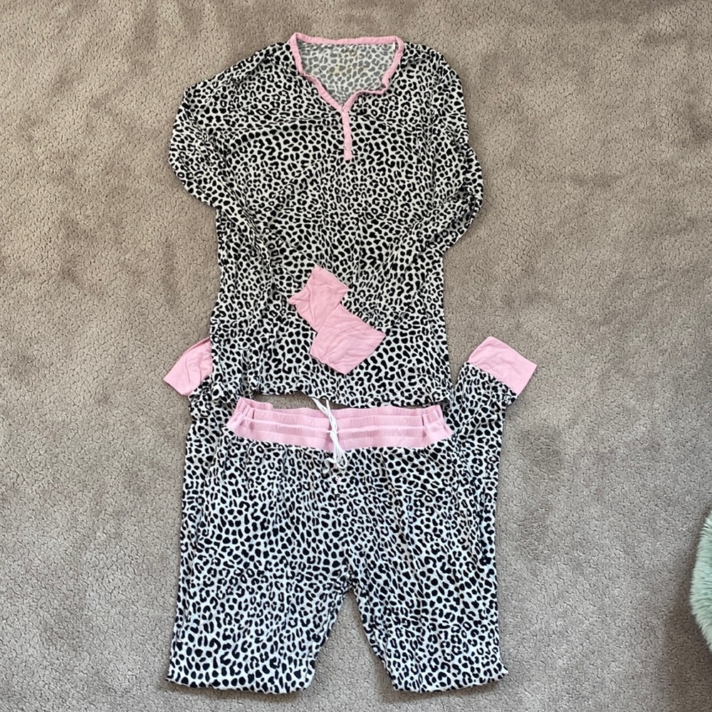 Little Sleepies Women’s PJ Set / FREE SHIPPING